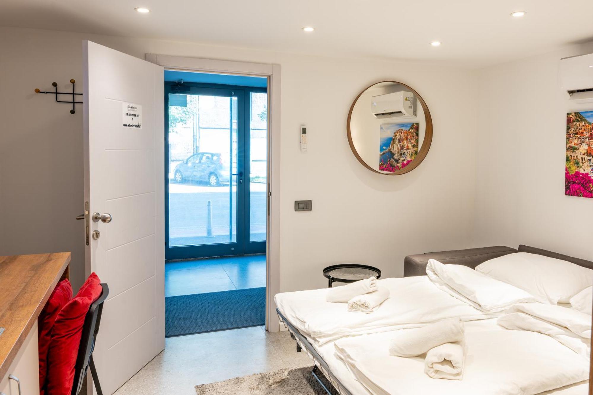 Apartma Staywithus , Ground Floor *
