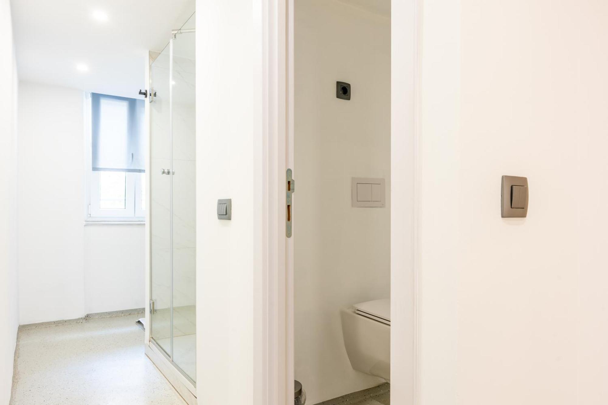 Staywithus , Ground Floor *