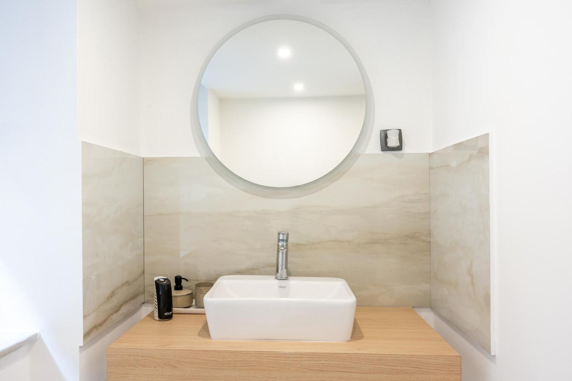 Staywithus , Ground Floor * Zagreb